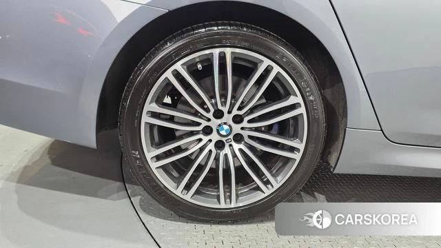 BMW 5 Series (G30) id 4496817 из Кореи 28