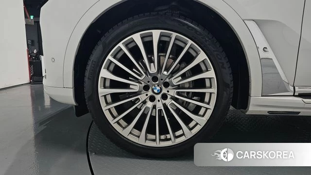 BMW X7 (G07) id 4872457 из Кореи 31
