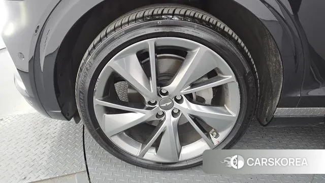 Genesis GV70 id 3438831 из Кореи 15