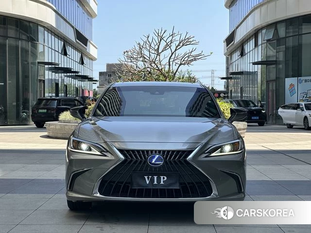 Lexus ES id 4220878 из Китая 25