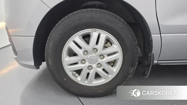 Hyundai The New Grand Starex id 3379408 из Кореи 15