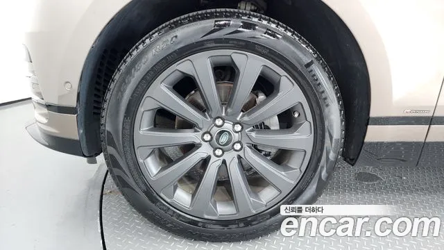 Land Rover Range Rover Velar id 2834442 из Кореи 15