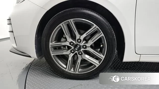 Kia Come New K3 id 3421952 из Кореи 15