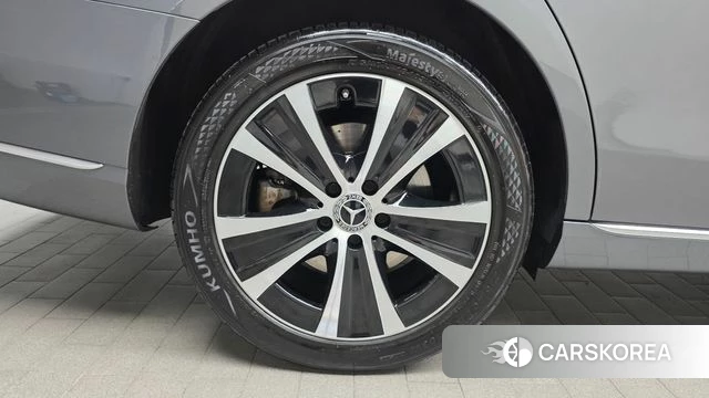 Mercedes-Benz E-Class W213 id 4482769 из Кореи 26