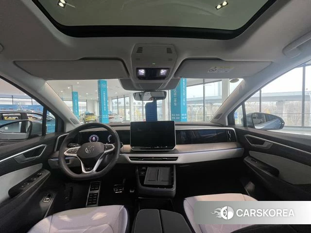 Volkswagen Lanjing 2025 Синий из Китая, фото 6