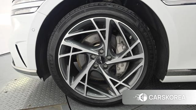 Genesis G90 (RS4) id 4602984 из Кореи 15