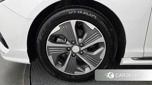 Hyundai Sonata New Rise Hybrid id 4923899 из Кореи 26
