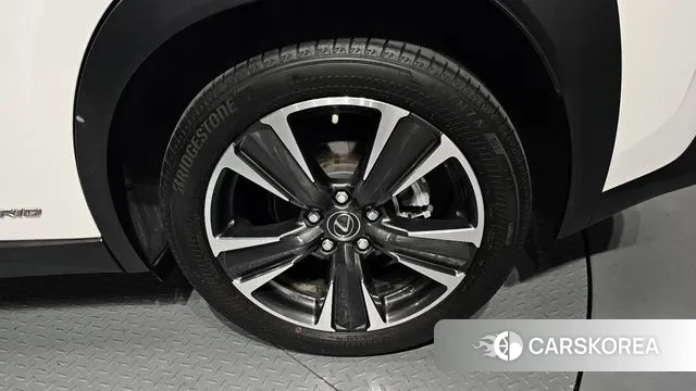 Lexus UX250h id 2976671 из Кореи 15