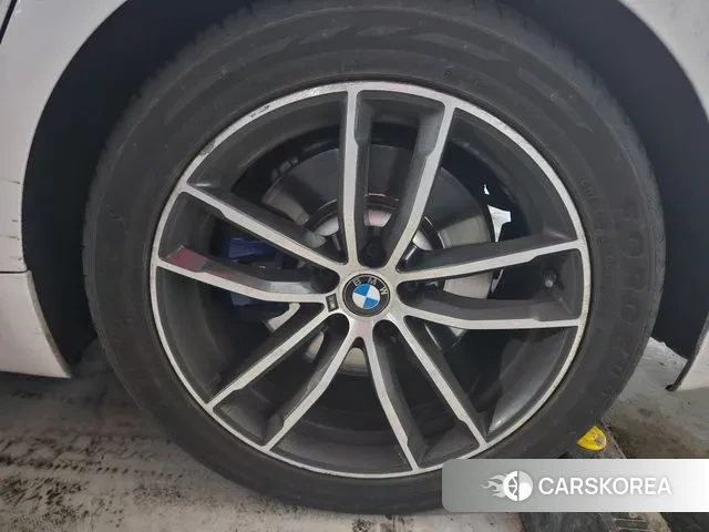 BMW 5 Series (G30) id 3499159 из Кореи 15