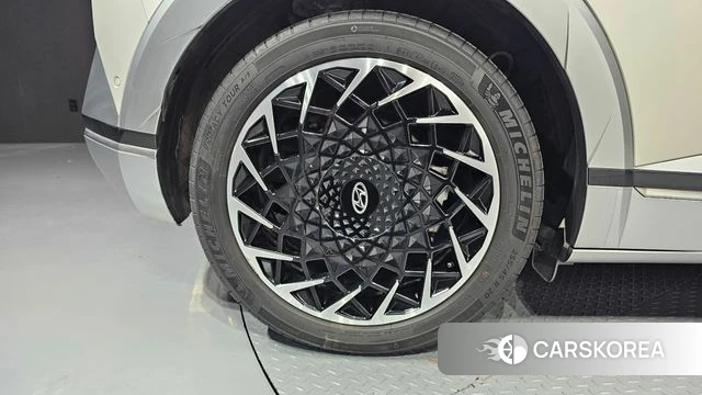 Hyundai Ionic 5 id 4585649 из Кореи 15