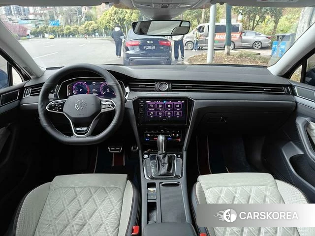 Volkswagen Magotan id 4256218 из Китая 8