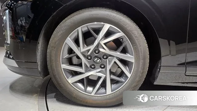 Hyundai Grandeur (GN7) id 3571288 из Кореи 15