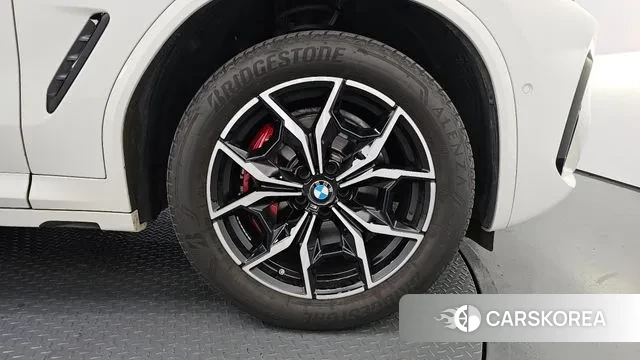 BMW X4 (G02) id 3388811 из Кореи 15