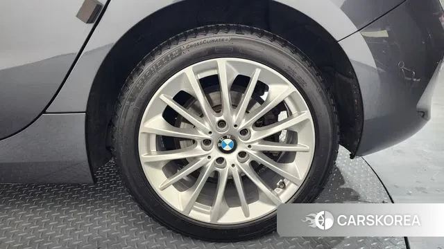 BMW 1 Series (F40) id 3753811 из Кореи 15