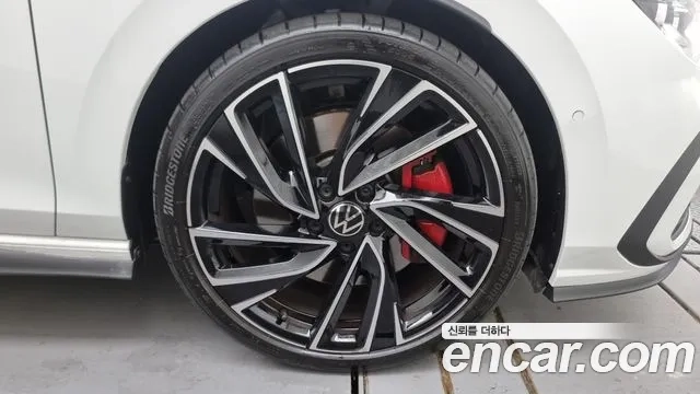 Volkswagen Golf 8th Generation id 2878549 из Кореи 15