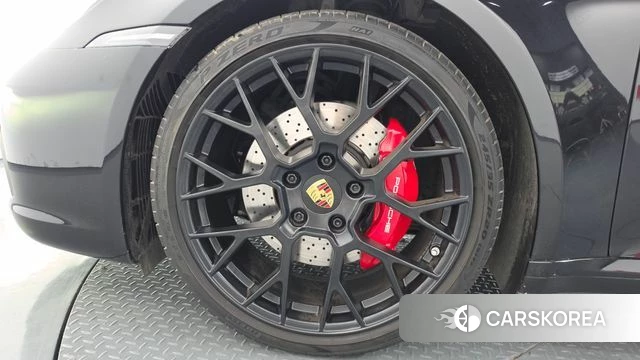 Porsche 911(992) id 4542479 из Кореи 33