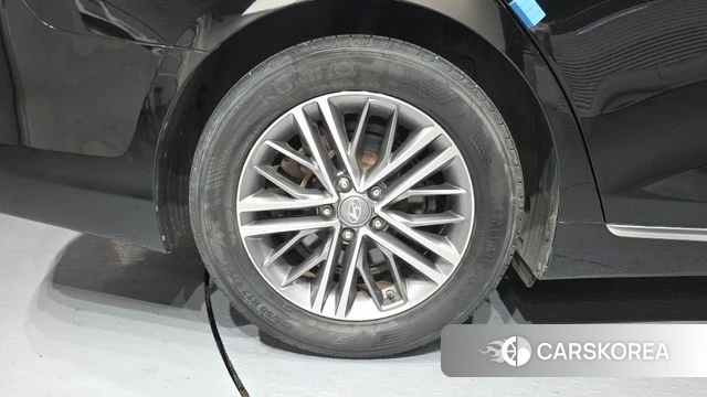 Hyundai Grandeur IG id 4363031 из Кореи 28