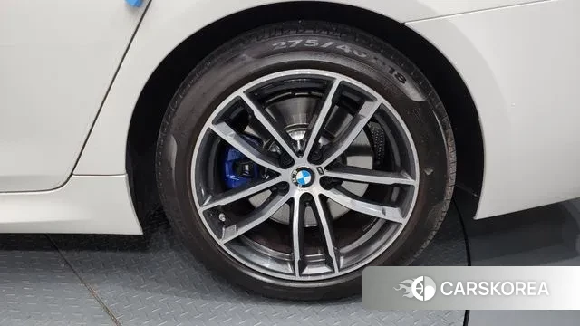 BMW 5 Series (G30) id 3702525 из Кореи 15