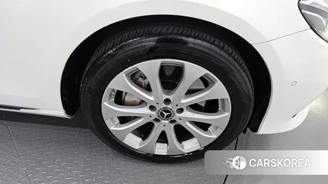 Mercedes-Benz E-Class W213 id 3291387 из Кореи 15