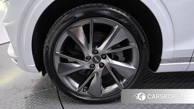 Genesis GV70 id 3492908 из Кореи 15