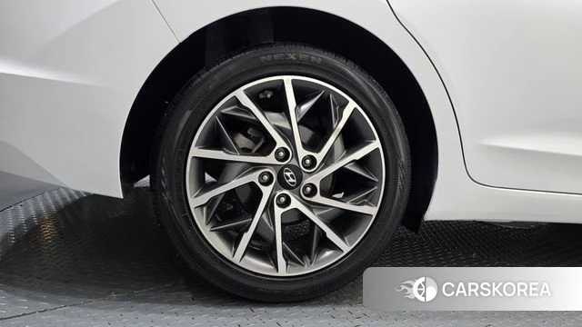 Hyundai The New Avante AD id 4873269 из Кореи 26