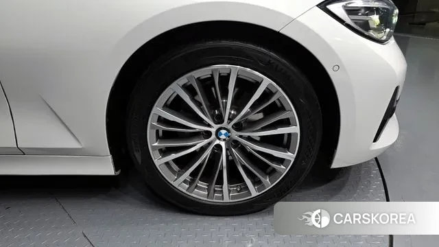 BMW 3 Series (G20) id 3692434 из Кореи 15