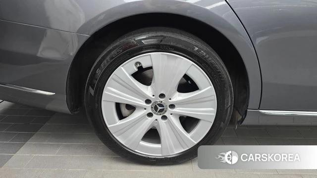 Mercedes-Benz E-Class W213 id 4465136 из Кореи 27