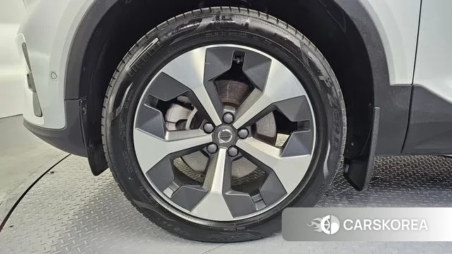 Volvo XC40 id 3726303 из Кореи 15