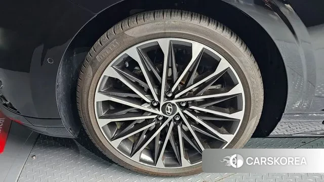 Hyundai Grandeur (GN7) id 2889372 из Кореи 15