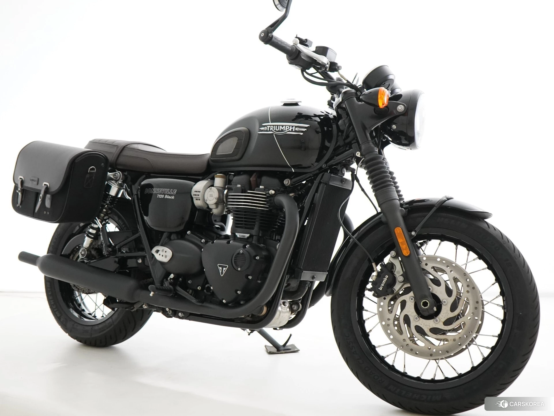 Triumph BONNEVILLE T120 2023 из Японии, фото 2