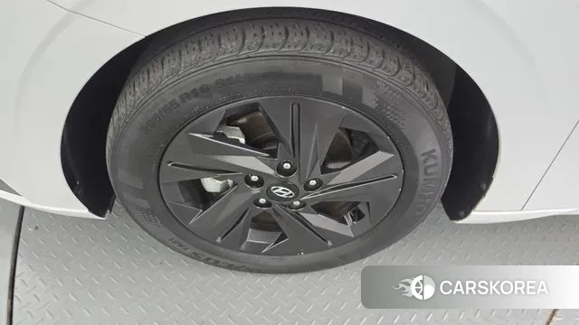 Hyundai Avante Hybrid (CN7) id 3334961 из Кореи 15