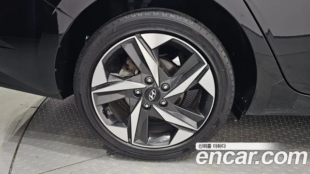 Hyundai Avante (CN7) id 2927360 из Кореи 15