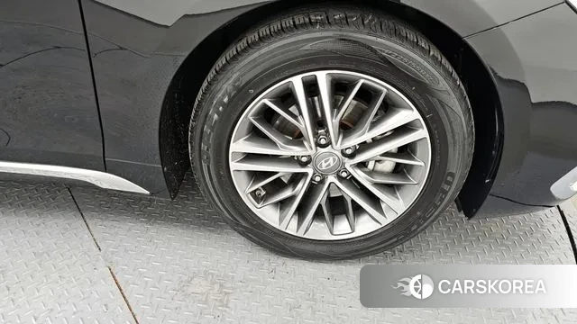 Hyundai Grandeur IG id 3568728 из Кореи 15