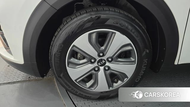 Kia The New Niro id 3844463 из Кореи 15