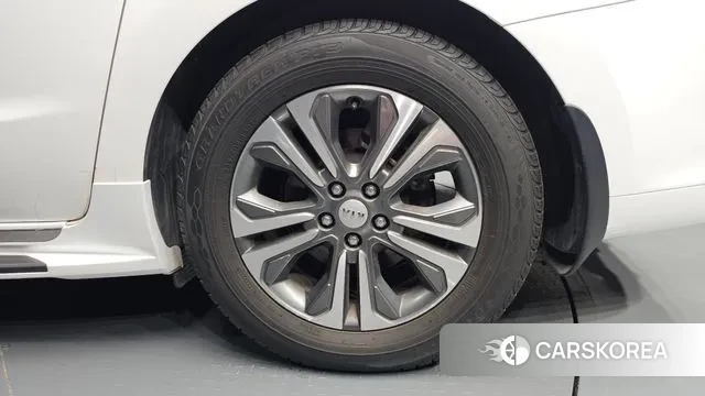 Kia The New Carnival id 2981443 из Кореи 15