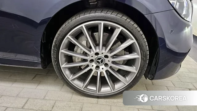 Mercedes-Benz E-Class W213 id 3453292 из Кореи 16