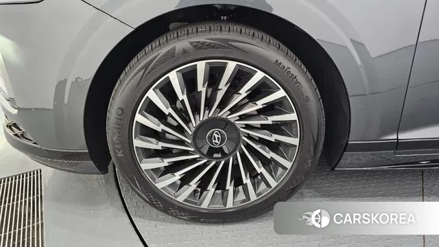 Hyundai Grandeur Hybrid (GN7) id 3389082 из Кореи 15