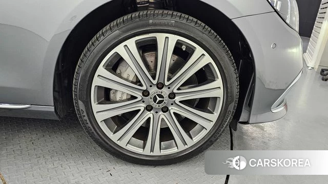 Mercedes-Benz E-Class W213 id 4401816 из Кореи 17