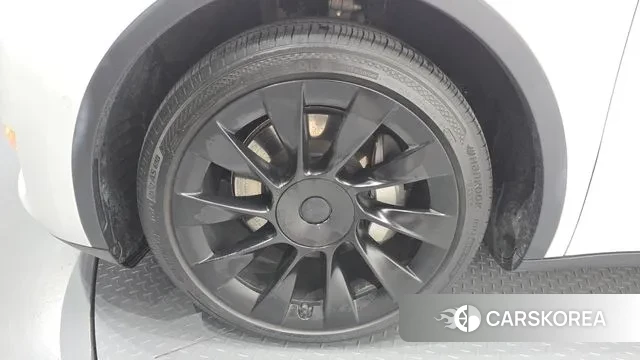 Tesla Model Y id 3170194 из Кореи 15