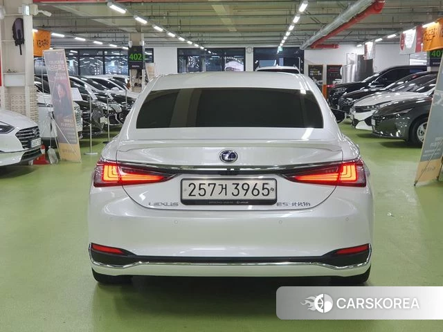 Lexus ES300h 7th generation id 4609984 из Кореи 15