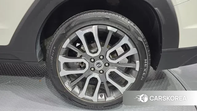 Ssangyong Torres id 3420656 из Кореи 15