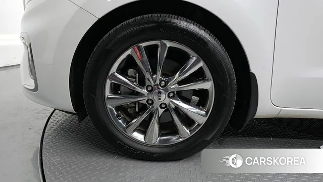 Kia The New Carnival id 3866668 из Кореи 15