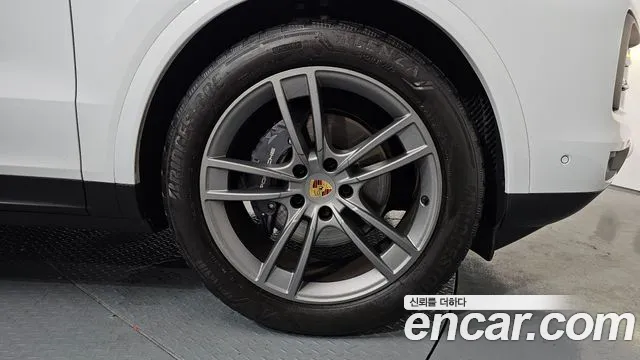 Porsche Cayenne (PO536) id 2837108 из Кореи 15