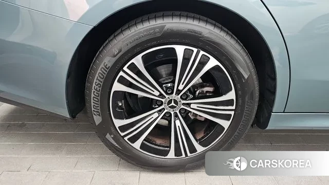 Mercedes-Benz E-Class W214 id 3700765 из Кореи 15