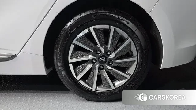 Hyundai The New Ionic Electric id 3692342 из Кореи 15