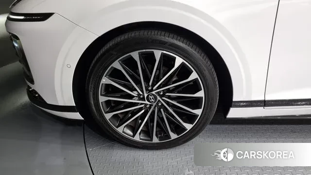 Hyundai Grandeur (GN7) id 3353989 из Кореи 15