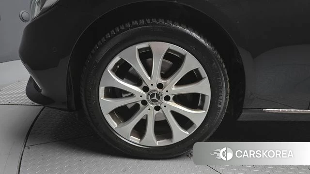 Mercedes-Benz E-Class W213 id 4284530 из Кореи 25
