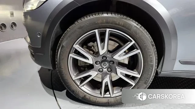 Volvo V90 Cross-Country id 3485055 из Кореи 15