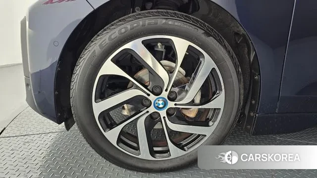 BMW i3 id 3368525 из Кореи 15