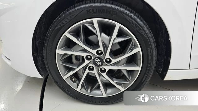 Hyundai The New Avante AD id 4180197 из Кореи 15